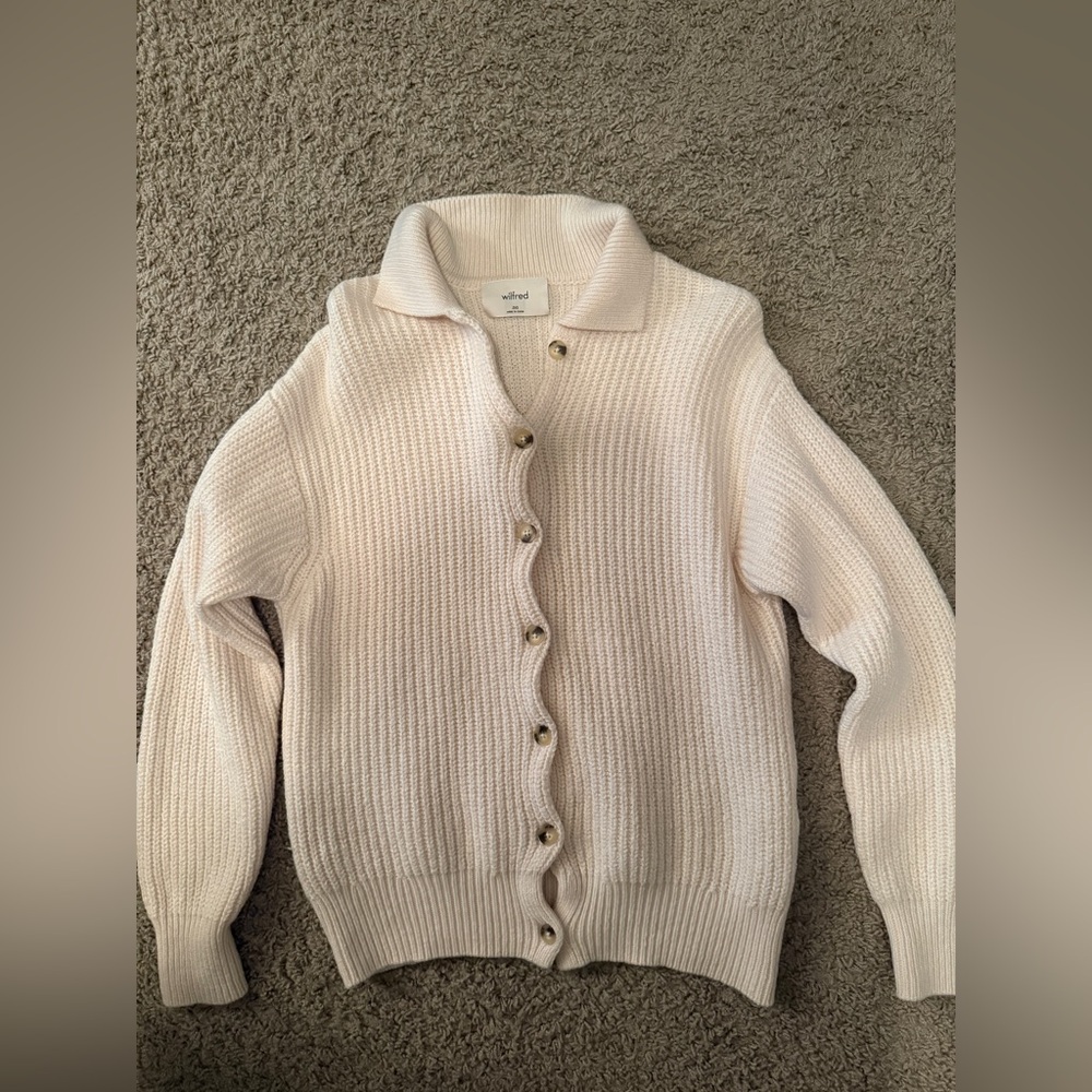Aritzia Wilfred Rib-Knit Button fine wool Cardigan Sweater
